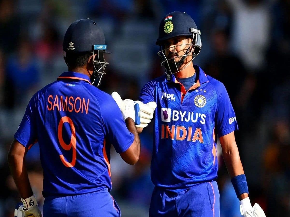 IND vs AUS वनडे सीरीज से बाहर हुए अय्यर, IPL 2023 के शरुआती मैचों में भी खेलना संदिग्ध